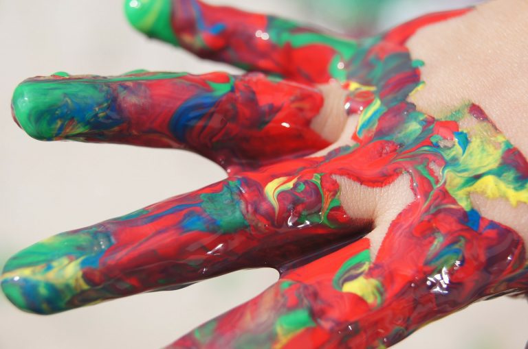 Make a finger painting 2