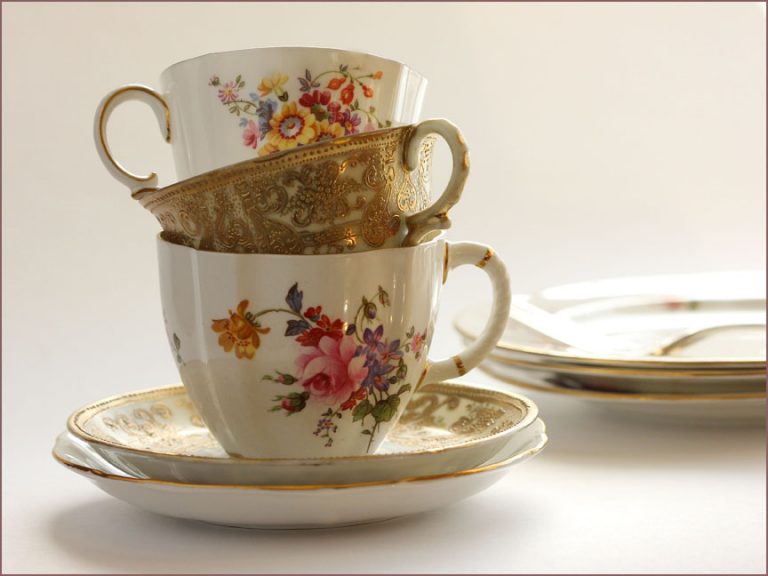 Start collecting Bone china 2