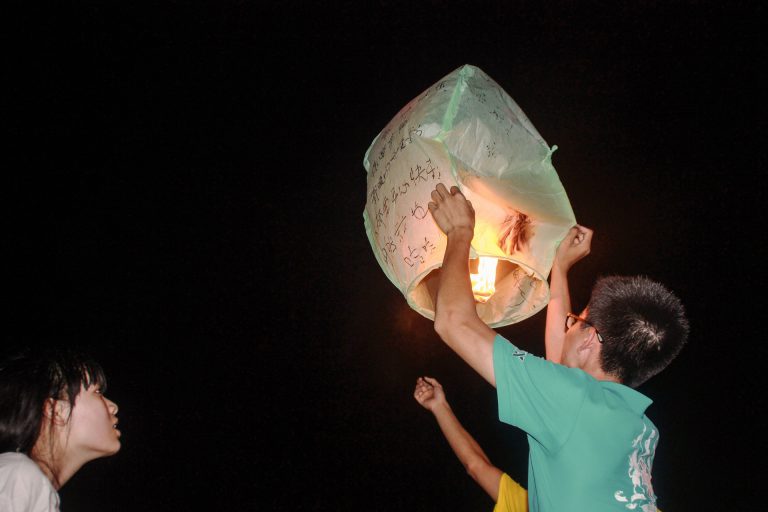 Mason Jar Paper Lantern Craft 2
