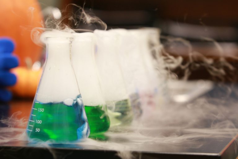 Perform a science experiment 2