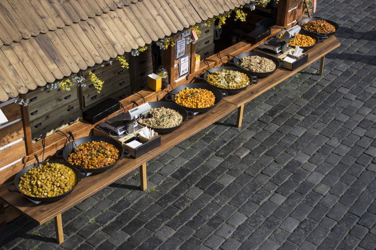 Go to a Czech restaurant 2