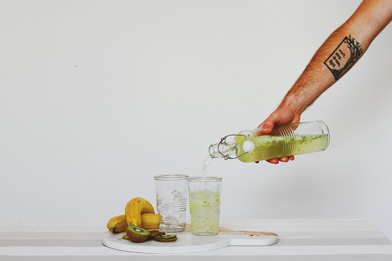 Have some kiwifruit juice 2