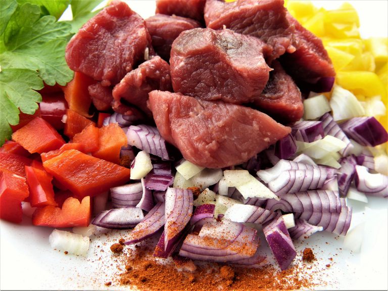 Make a Hungarian dish 3