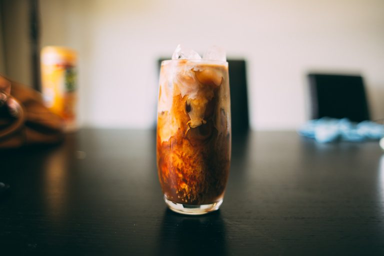 Make a iced coffee 3