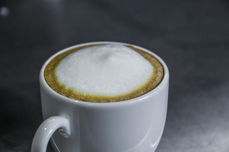 Make a latte macchiato 2