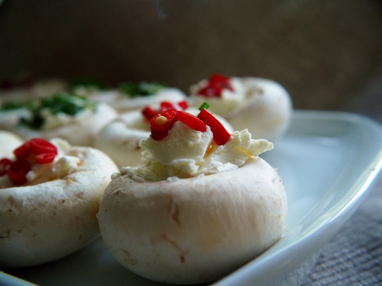 Make a meal with a new edible fungi ingredient 2