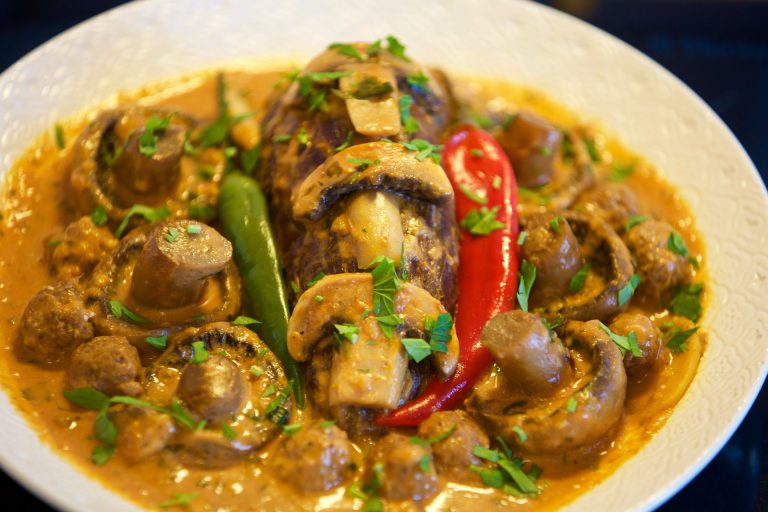 Make a meal with a new edible fungi ingredient 3