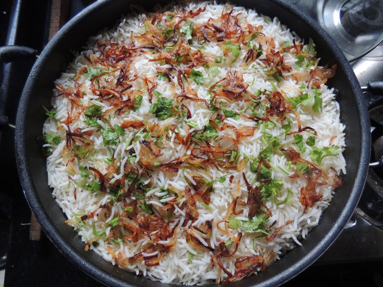 Make an Indian dish 3