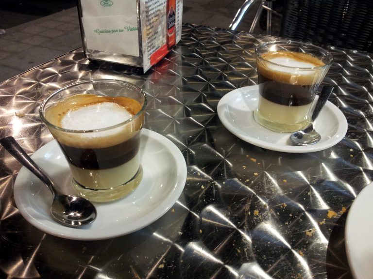 Go out for a café bombón 3