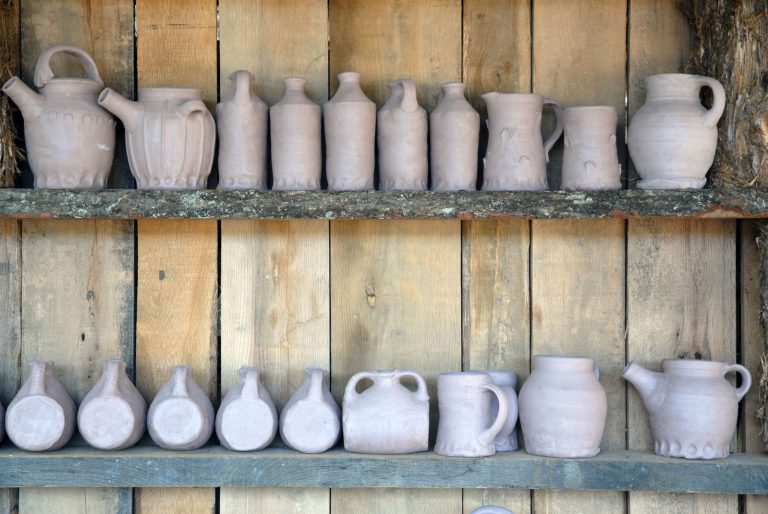 Make pottery 3
