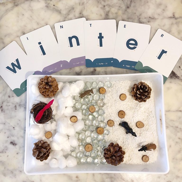Winter sensory bin