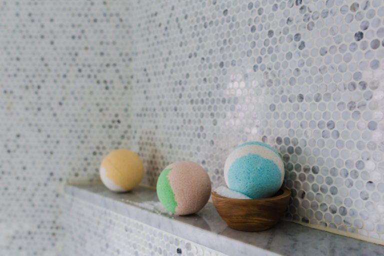 Multi Colored, Multi Essence Bath Bombs